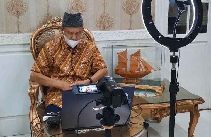 Bupati Aceh Tamiang saat menjadi pembicara sesi ketiga Dialog Indonesia Bicara